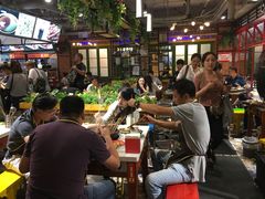 大堂-钢管厂歆瑞源油卤串串香(春熙路太古里店)