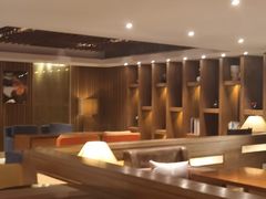 -广州中心皇冠假日酒店·汇点大堂吧