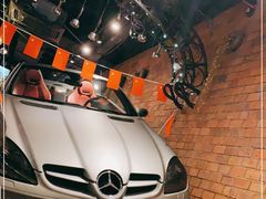 -1886德国汽车餐厅(外滩十六铺码头店)