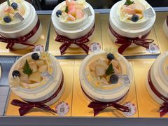 -花花卷卷·鲜食蛋糕(静安久光百货店)