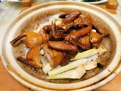 香茅焗乳鸽-白云宾馆·白云宴餐厅