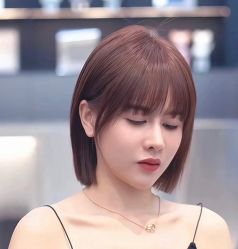 -BULB STUDIO 巴柏明星发型工作室