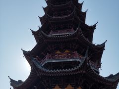 -龙华寺