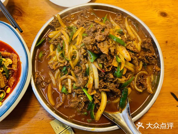 素素宁夏特色手抓羊肉炒肉片图片