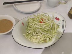 捞汁葫芦丝-峨嵋酒家(地安门店)