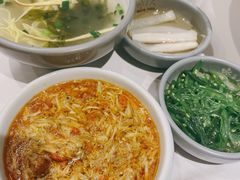 -馋三尺蟹粉小笼(人民广场店)