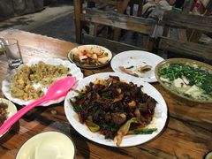 -四方小吃·白族庭院餐厅