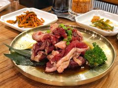 -青瓦餐厅·生鱼片·韩园烤肉(西塔店)