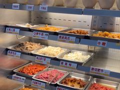 -李记称盘牛杂串串(广厦店)