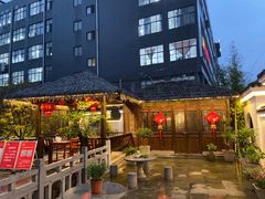-麒麟小院·老九江菜(安平路店)