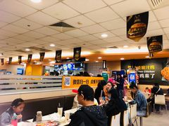 大堂-麦当劳(天兴罗斯福店)