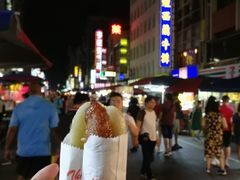 -六合夜市