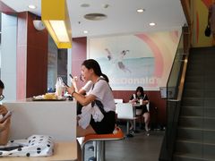-麦当劳(十字街店)