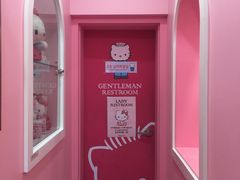 -Hello Kitty Cafe(弘大店)