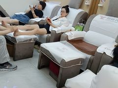 -郑远元专业修脚房(百花三路店)
