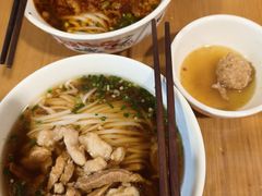 -矮子粉店1985·长沙米粉(湘春路店)