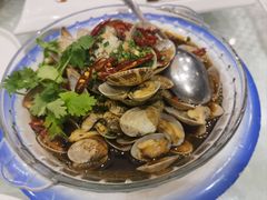 -王朝大酒店徐汇店-地面停车场