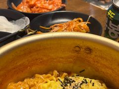 -肉甲韩国木炭烤肉(新壹街1店)
