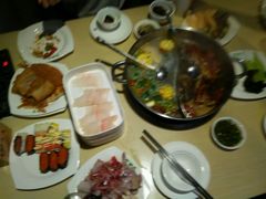 -蒙肥羊·酸汤潮牛·鲜牛肉火锅烤肉自助(岗顶店)