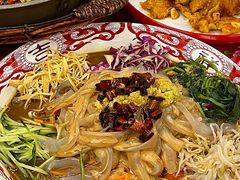 -闯关东东北农家菜(崂山石老人店)