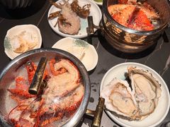 -雍容荟帝王蟹活龙虾展台自助(IFS黑金店)