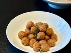 干炸小丸子-四季民福烤鸭店(外滩外白渡桥店)