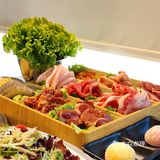 铁皮矮桌小马扎 地摊炭火恰烤肉