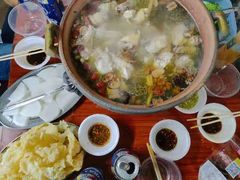 连州果园鸡-威邵鸡煲(西华路总店)