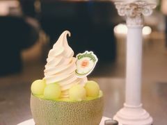哈密瓜冰淇淋-玲婧胡同·生日蛋糕·餐厅(嘉里城店)