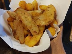 -HIGH FIVE哈福手工汉堡(桂林路店)