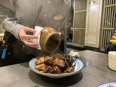 土罐煨花肉-芙蓉凰花园酒楼