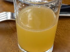 鲜榨哈密瓜汁-凯菲厅海鲜姿造·海鲜自助·帝王蟹·龙虾(成都群光君悦酒店)
