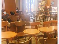 -星巴克臻选(深圳龙华红山天虹店)