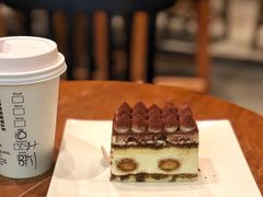 -星巴克(西安曲江银泰店)