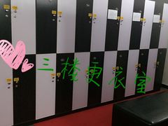 -亲亲家园三期游泳池