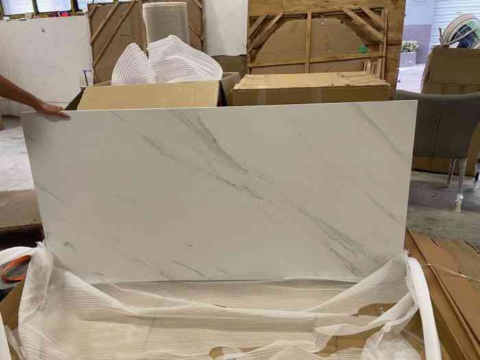 这个一星差评给一个叫做lackey意大利沙发的小店,没啥名气也没人写