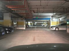 -中关村e世界-停车场