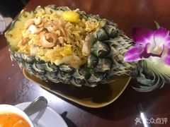 -Dang restaurant (patong phuket)