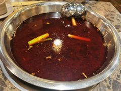 -肖肖酸萝卜鱼火锅(总店)