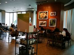 -星巴克臻选(深圳龙华红山天虹店)