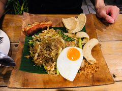 印尼式炒飯-Naughty Nuri’s Phuket