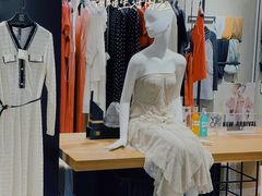 -王府井奥莱临潼小镇(临潼店)
