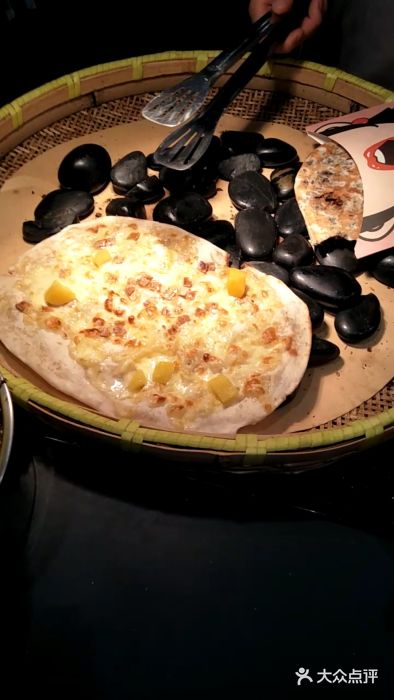 围炉三国锅盔(平江万达店)图片