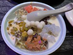 手工红糖冰粉-热火朝天鲜切牛肉火锅(南强街巷店)