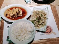 -老乡鸡(上海白玉兰广场店)