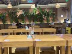 -云阿蛮云南生烫牛肉米线(奉贤路店)