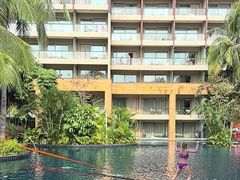 -三亚湾海居铂尔曼度假酒店