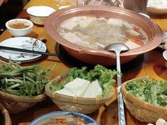 -民食香·腊排骨野生菌美食(木府店)