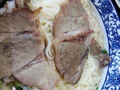-陇上全荟兰州传统牛肉面(延吉路店)