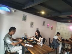 -靓蛙馆